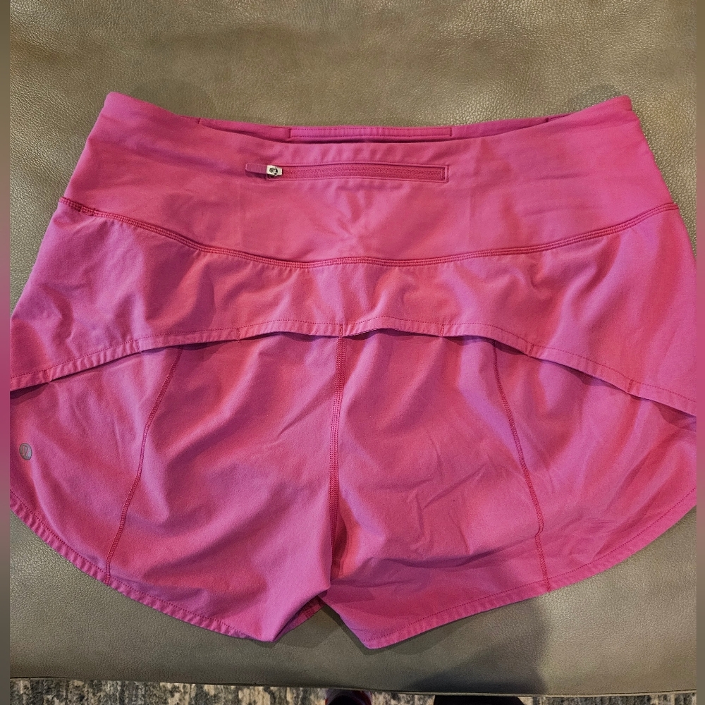 Lululemon Speed Up Mid-Rise Short 4" - Picture 3 of 9